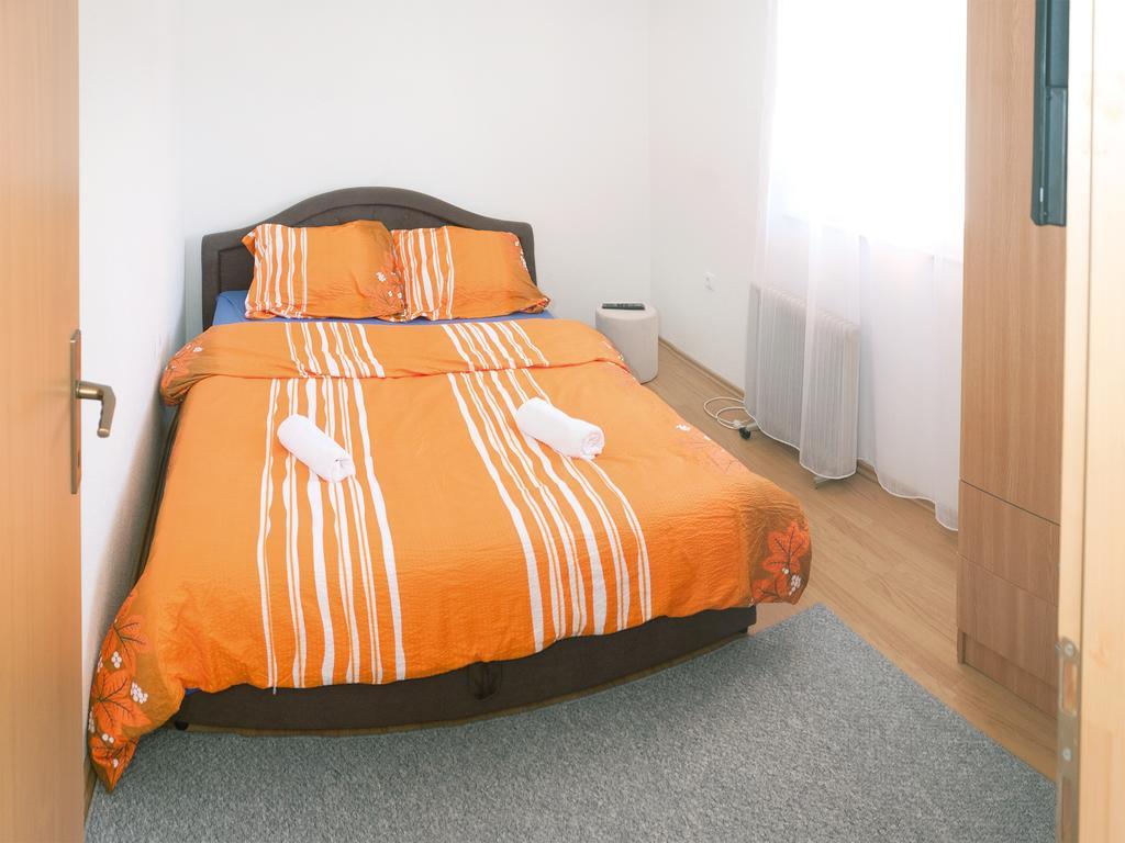 Apartments Aqua Resa Bihac Bagian luar foto