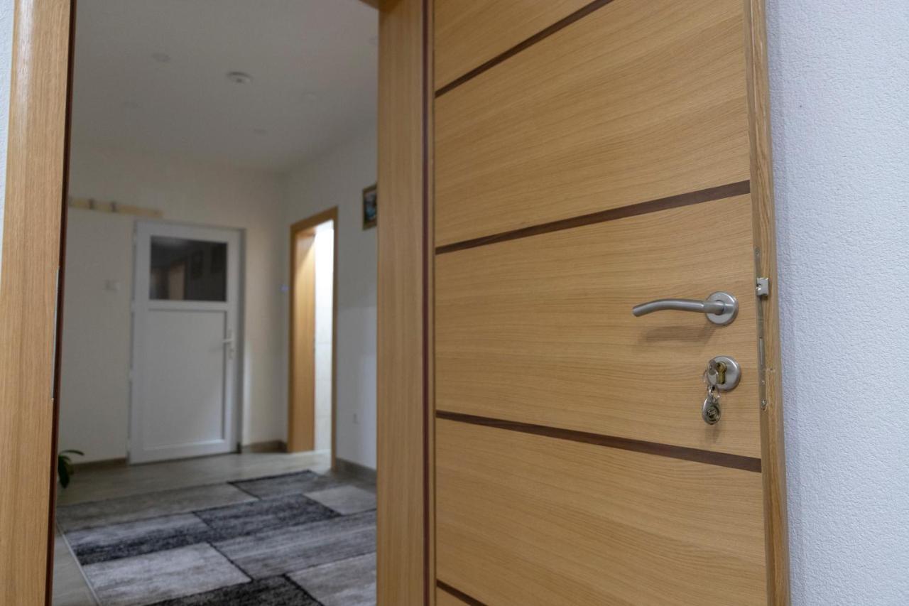 Apartments Aqua Resa Bihac Bagian luar foto
