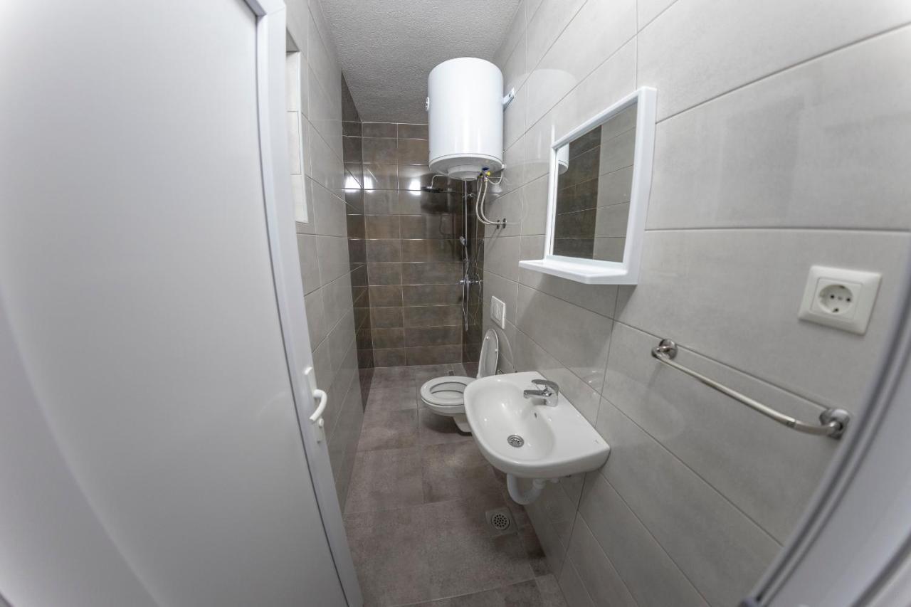 Apartments Aqua Resa Bihac Bagian luar foto